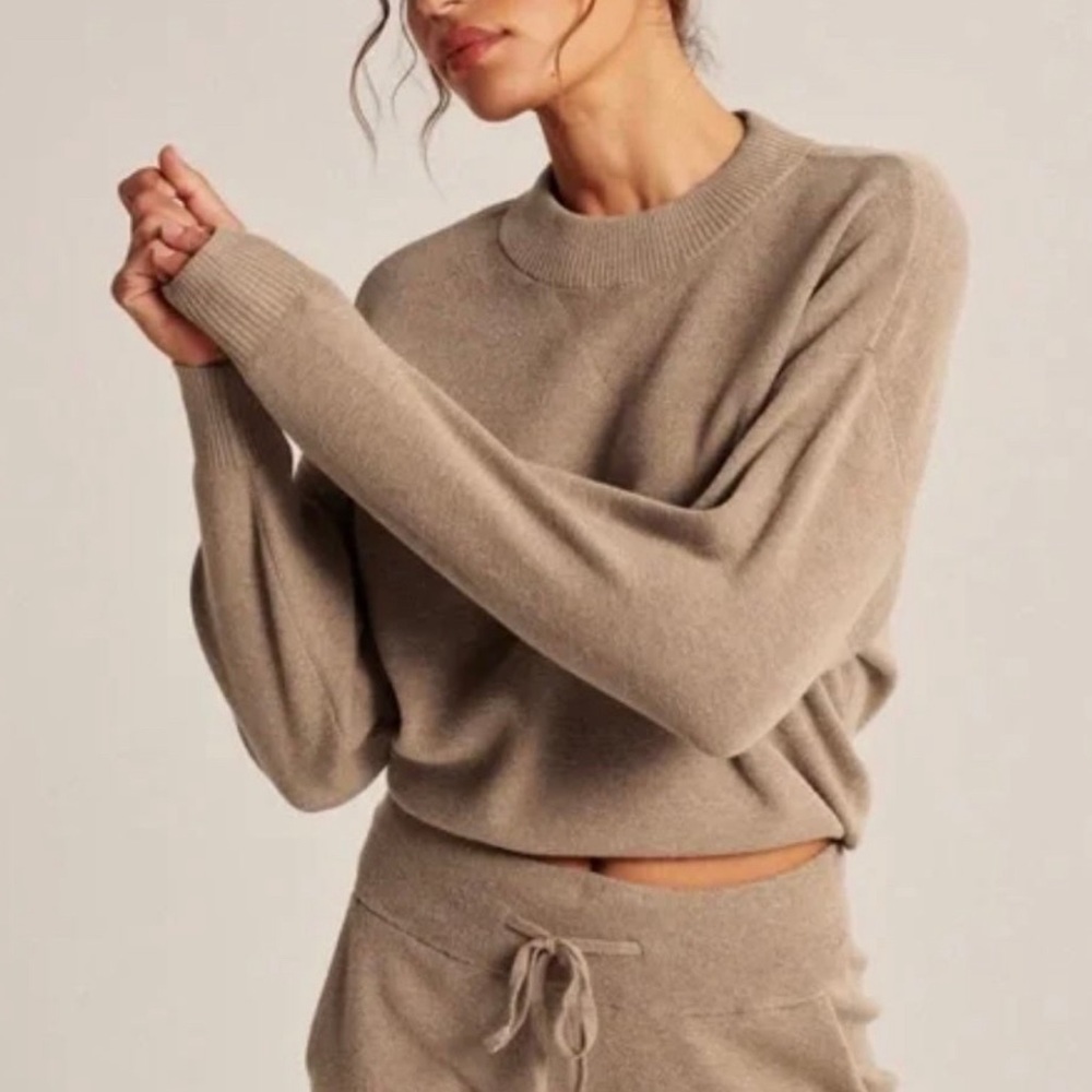 Abercrombie Crewneck Lounge Sweater